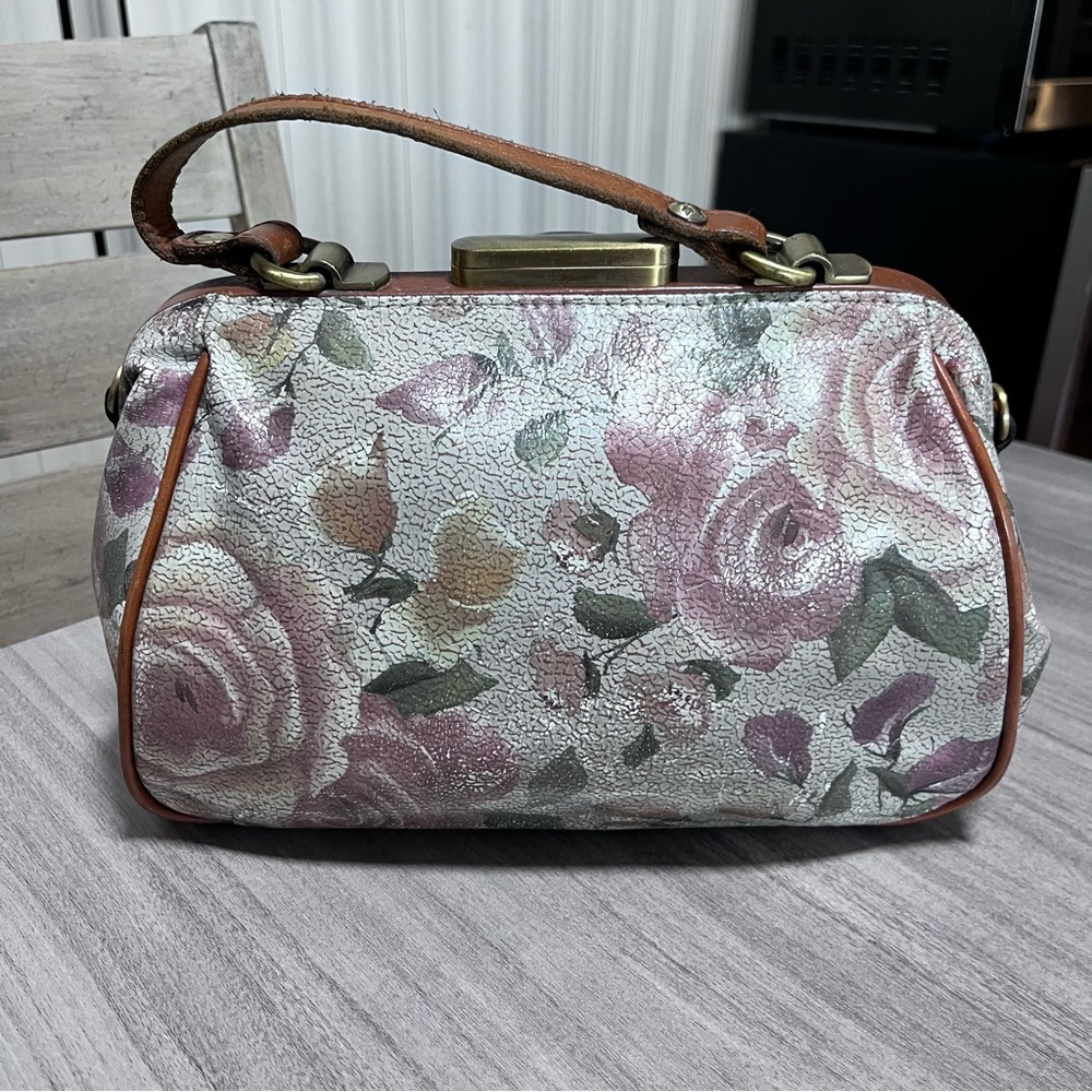 EUC Patricia Nash Crackled Rose Garden Gracchi Satchel & Matching Aprilia Wallet - Picture 4 of 11
